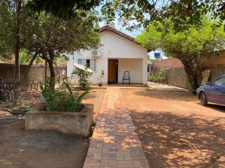 Casa-Térrea em Nova Rio Verde