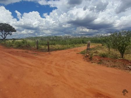 Chácara em Zona Rural