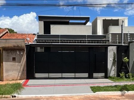 Casa-Térrea em Rita Vieira