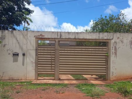 Casa-Térrea em Vila Nasser