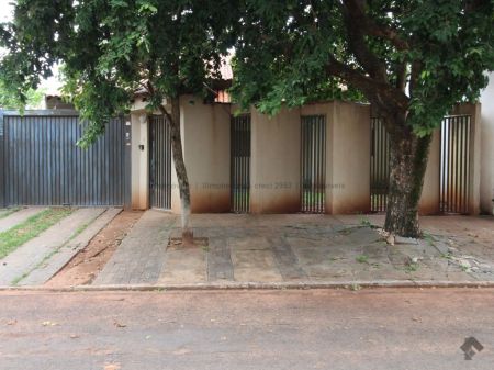 Casa-Térrea em Cidade Jardim