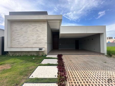 Casa-Térrea-Condomínio em Residencial Alphaville II