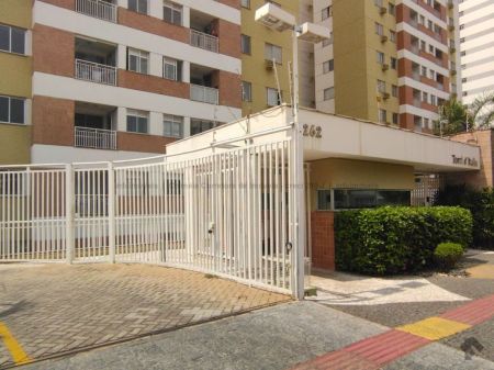 Apartamento em Centro