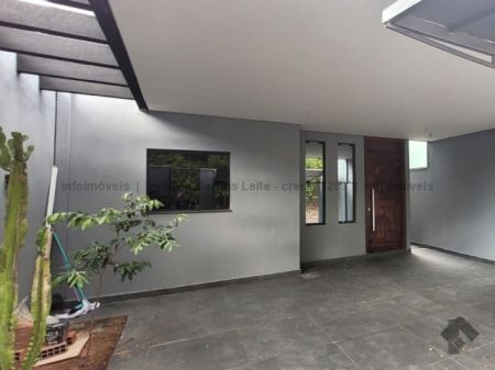 Casa-Térrea em Seminário