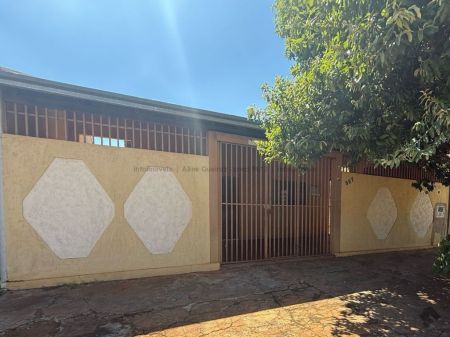 Casa-Térrea em Vila Sobrinho