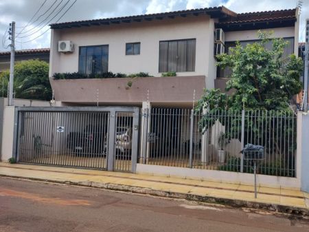 Sobrado em Jardim TV Morena