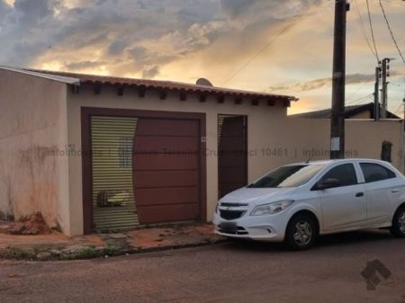Casa-Térrea em Núcleo Habitacional Universitárias