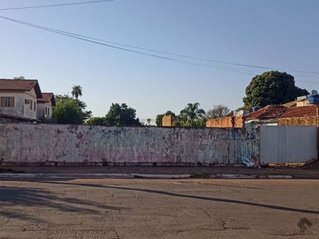 Terreno em Vila Taveirópolis