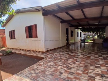 Casa-Térrea em Centro