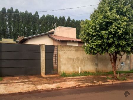 Casa-Térrea em Jardim Cristhais II