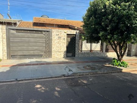 Casa-Térrea em Vila Antunes