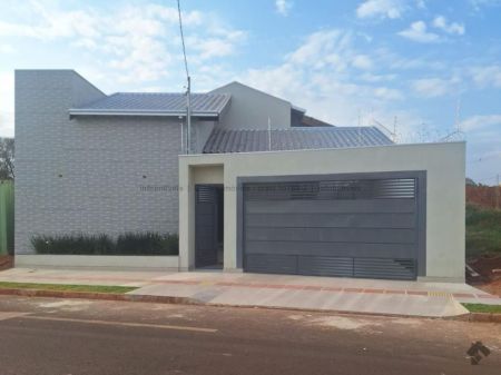 Casa-Térrea em Vila Nasser
