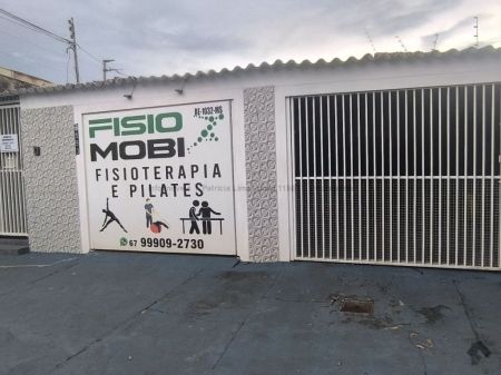 Casa Comercial em Centro