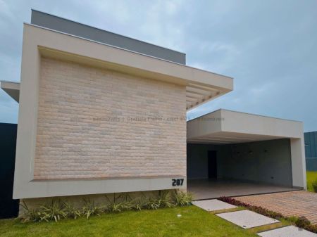 Casa-Térrea-Condomínio em Residencial Alphaville II