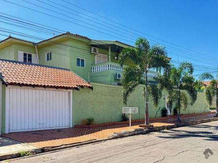 Sobrado em Jardim Alegre