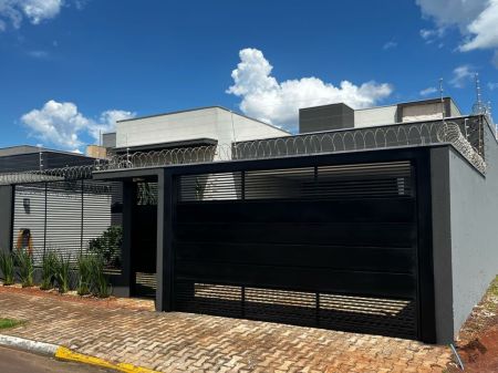 Casa-Térrea em Rita Vieira
