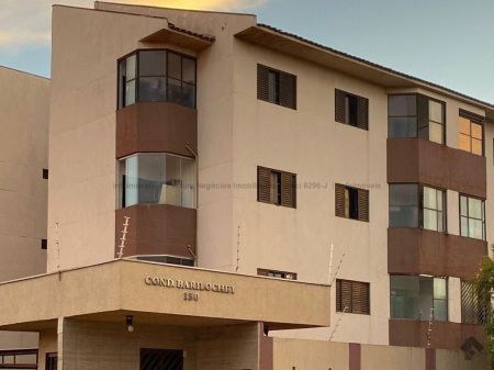 Apartamento em Vila Carlota