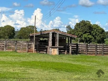 Fazenda em Zona Rural