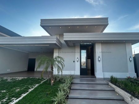 Casa-Térrea-Condomínio em Residencial Porto Seguro