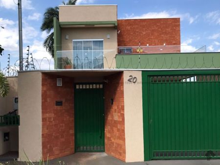 Sobrado em Vila Planalto