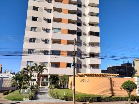 Apartamento em Centro