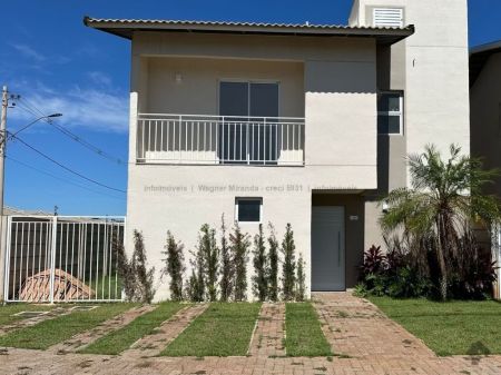Sobrado-Condomínio em Novos Estados
