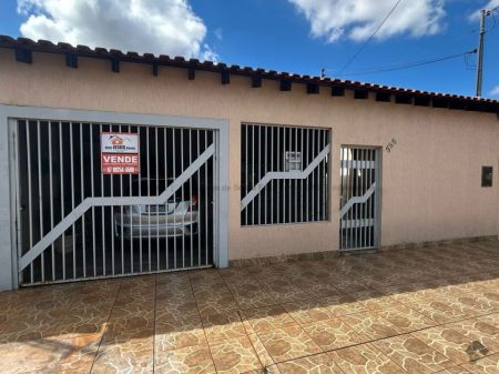 Casa-Térrea em Coophamat
