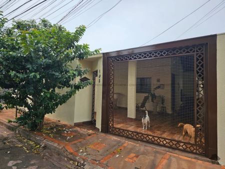 Casa-Térrea em Mata do Jacinto