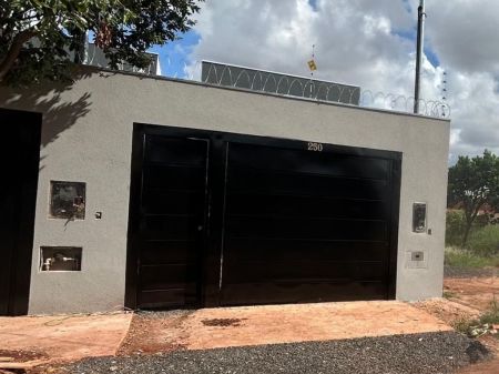 Casa-Térrea em Vila Nasser