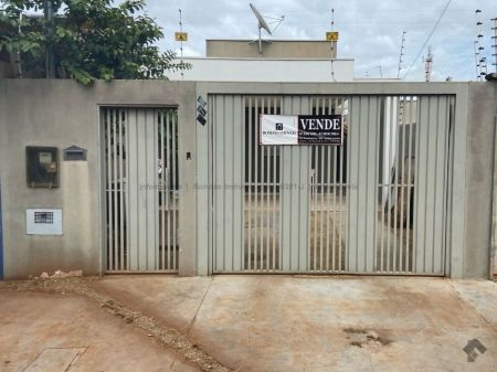 Casa-Térrea em Buriti