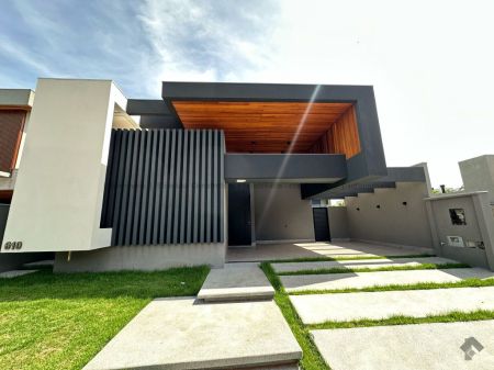 Casa-Térrea-Condomínio em Pq. Residencial Damha III
