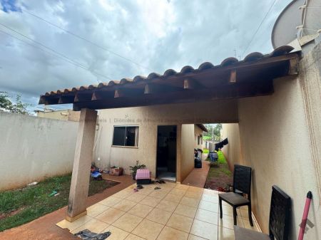 Casa-Térrea em Nova Campo Grande