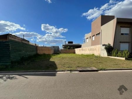 Terreno-Condomínio em Residencial Alphaville II