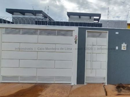 Casa-Térrea em Rita Vieira