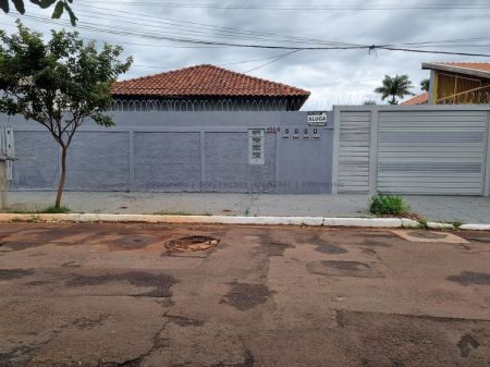 Casa de Vila em Vila Sobrinho