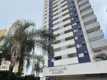 Apartamento em Jardim dos Estados