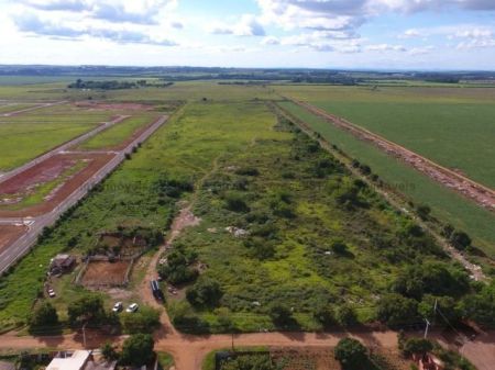 Área em Jardim São Conrado