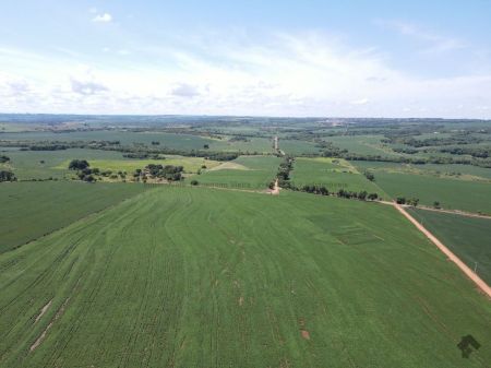 Fazenda em Zona Rural