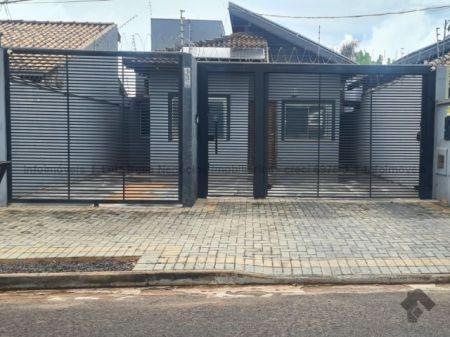 Casa-Térrea em Rita Vieira