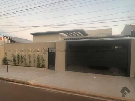 Casa-Térrea em Rita Vieira
