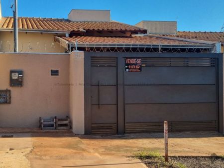 Casa de Vila em Vila Moreninha I