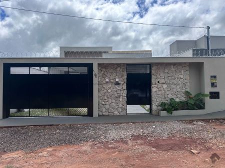 Casa-Térrea em Vila Nasser