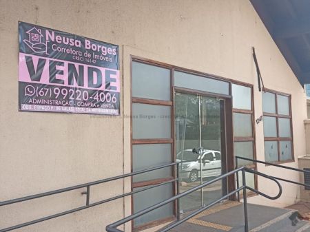 Sala / Salão / Loja em Centro