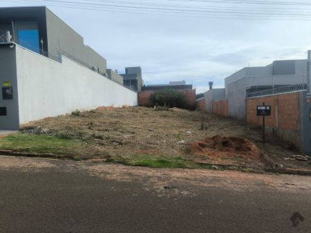 Terreno em Vila Nasser