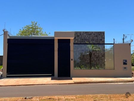 Casa-Térrea em Vila Vilas Boas