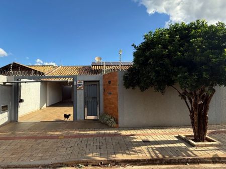 Casa-Térrea em Vila Vilas Boas