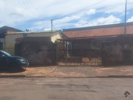 Casa-Térrea em Vila Margarida