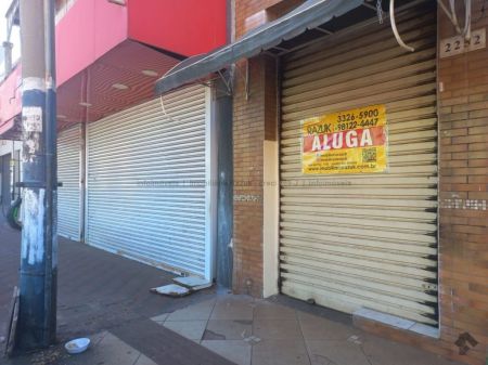 Sala / Salão / Loja em Centro