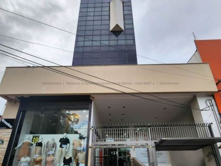 Sala / Salão / Loja em Centro