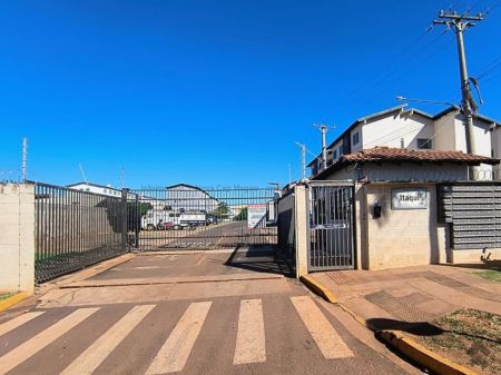 Apartamento em Jardim Centenário